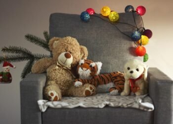 Entertain Your Pup: The Ultimate Guide to Interactive Toys for Bored Dogs