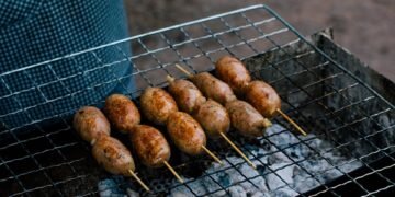 Pawesome Papaya: Can Dogs Enjoy this Tropical Treat?