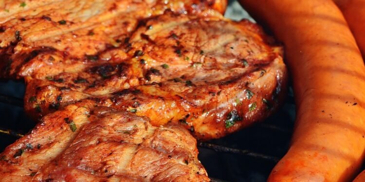 Pawsitive Benefits: Can Dogs Enjoy Papaya as a Healthy Snack?